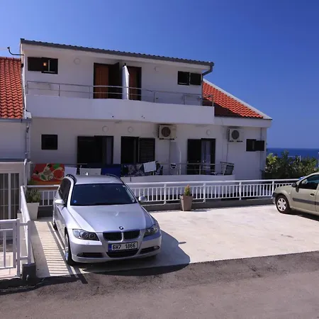 Guest house Rosika Podaca