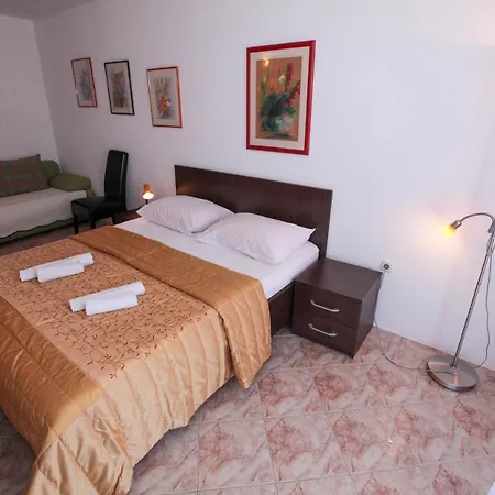 Guest house Rosika Podaca