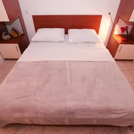 Rosika Guest house