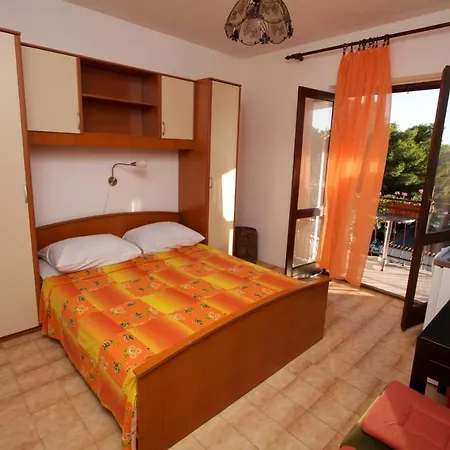 Rosika Guest house Podaca